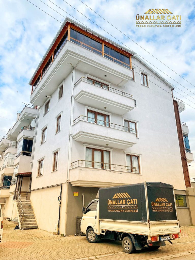 teras üstü kapatma sistemleri için malzeme seçimi